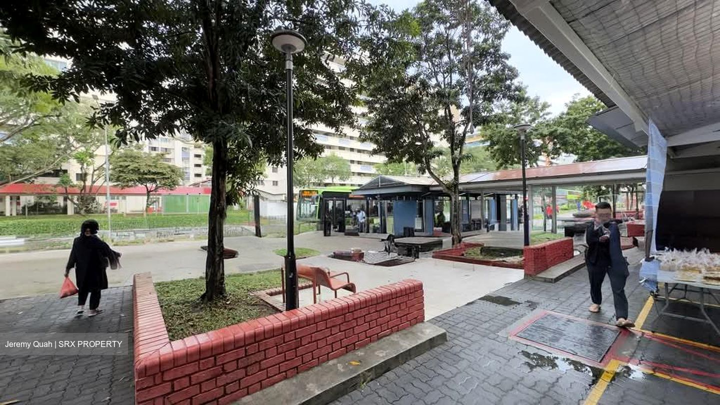 Yishun Street 22 (D27), Shop House #592841161